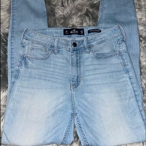 Hollister High-Rise Skinny Jeans